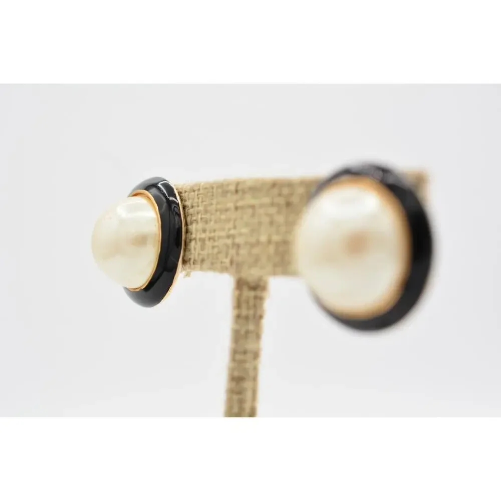 Unbranded gorgeous earrings